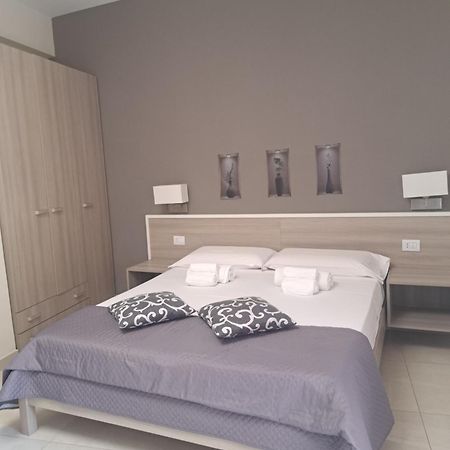 Costa Apartment نابولي المظهر الخارجي الصورة
