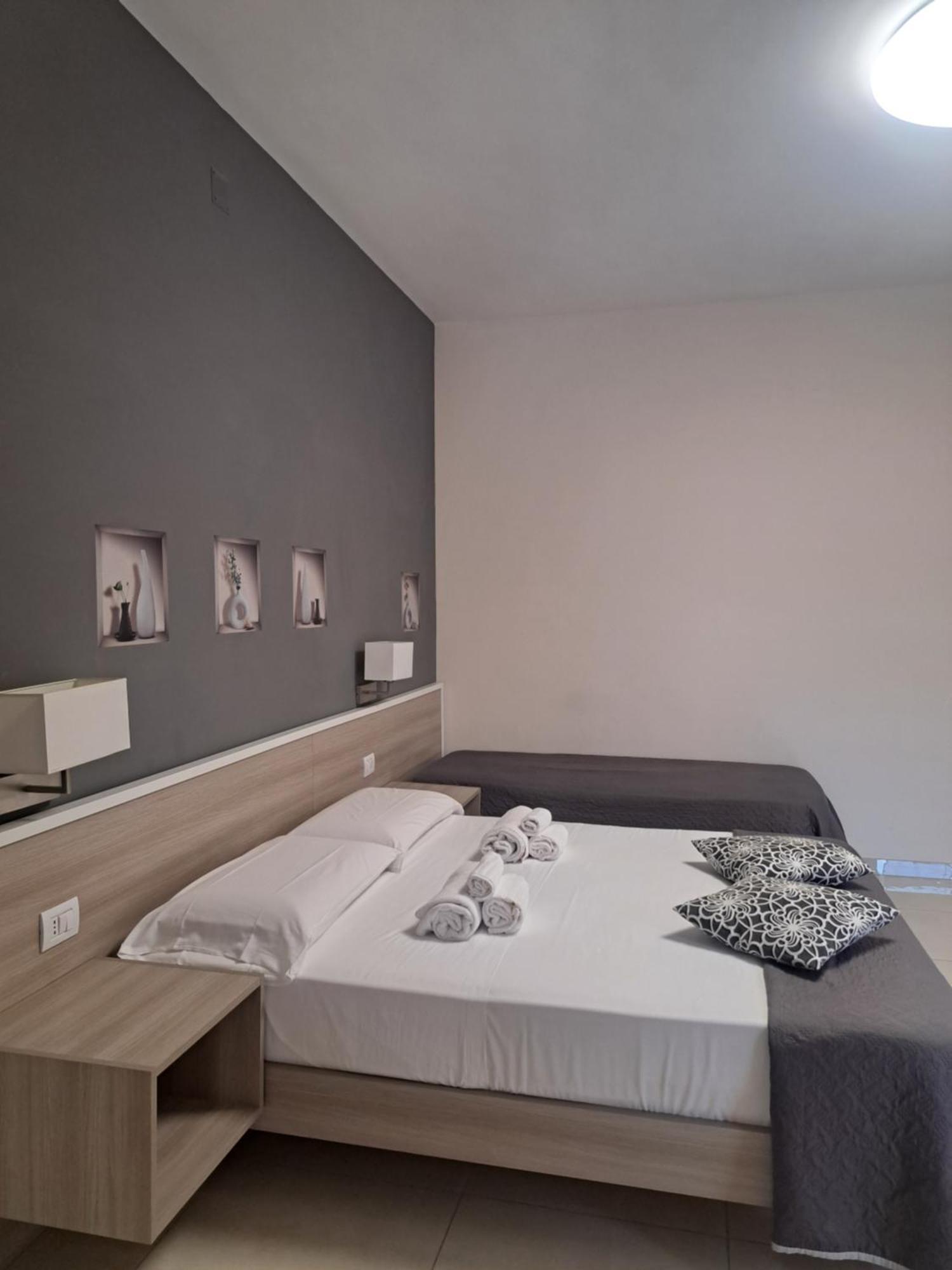 Costa Apartment نابولي المظهر الخارجي الصورة