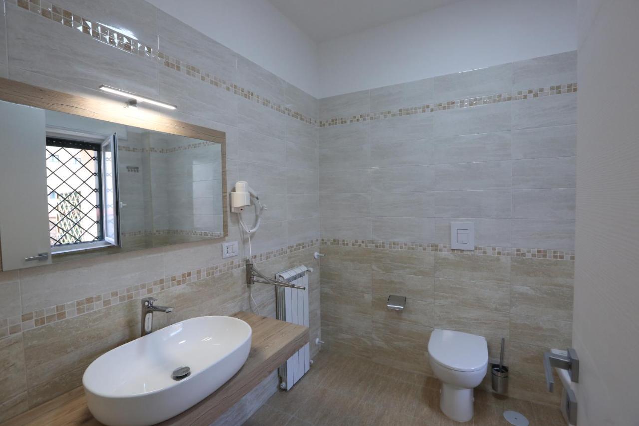 Costa Apartment نابولي المظهر الخارجي الصورة