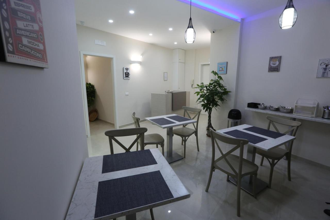 Costa Apartment نابولي المظهر الخارجي الصورة